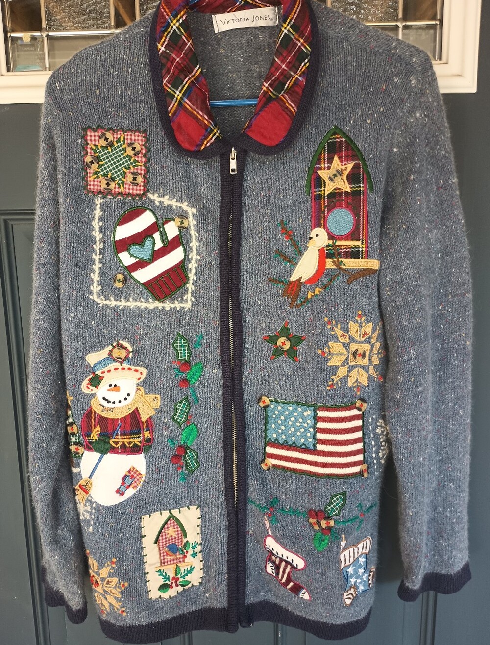 Victoria Jones Sz M Patriotic Christmas Sweater Grandmacore Cottagecore